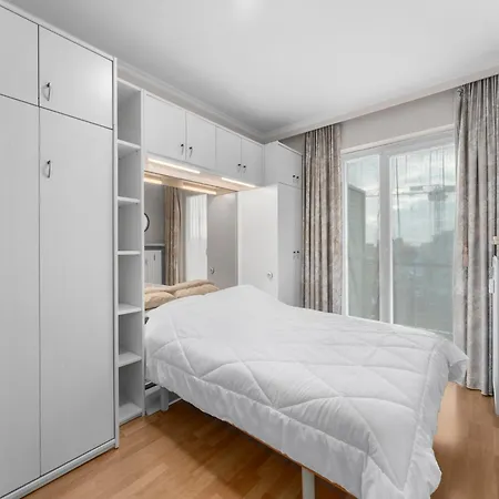 Seafront With Garage Apartment Blankenberge