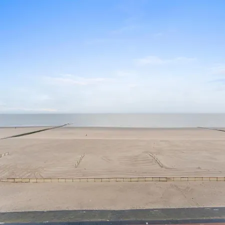 Apartment Seafront With Garage Blankenberge